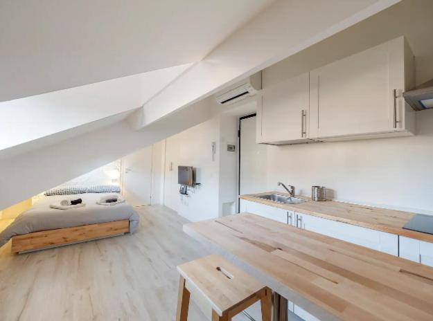 Sammartini Nice Attic Apartment Milano Exterior foto