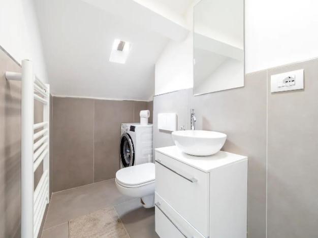 Sammartini Nice Attic Apartment Milano Exterior foto